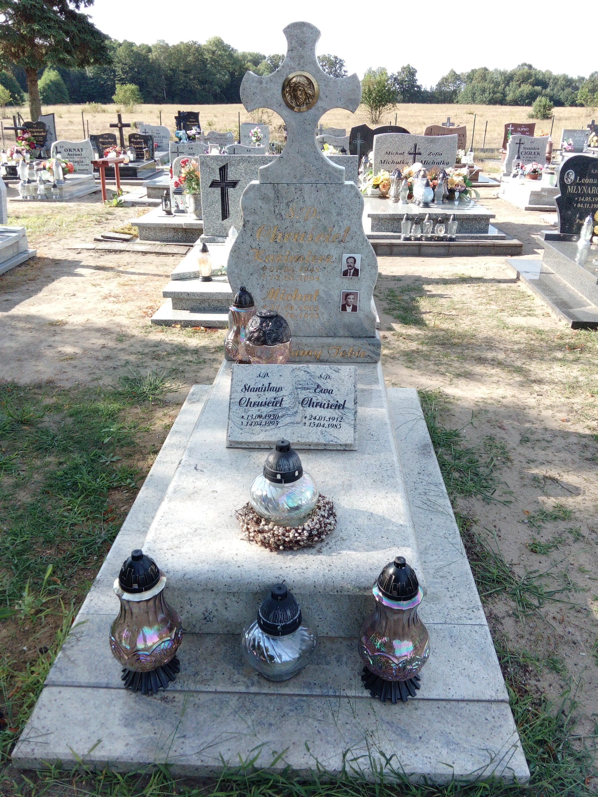 Grób Stanisław Chruściel