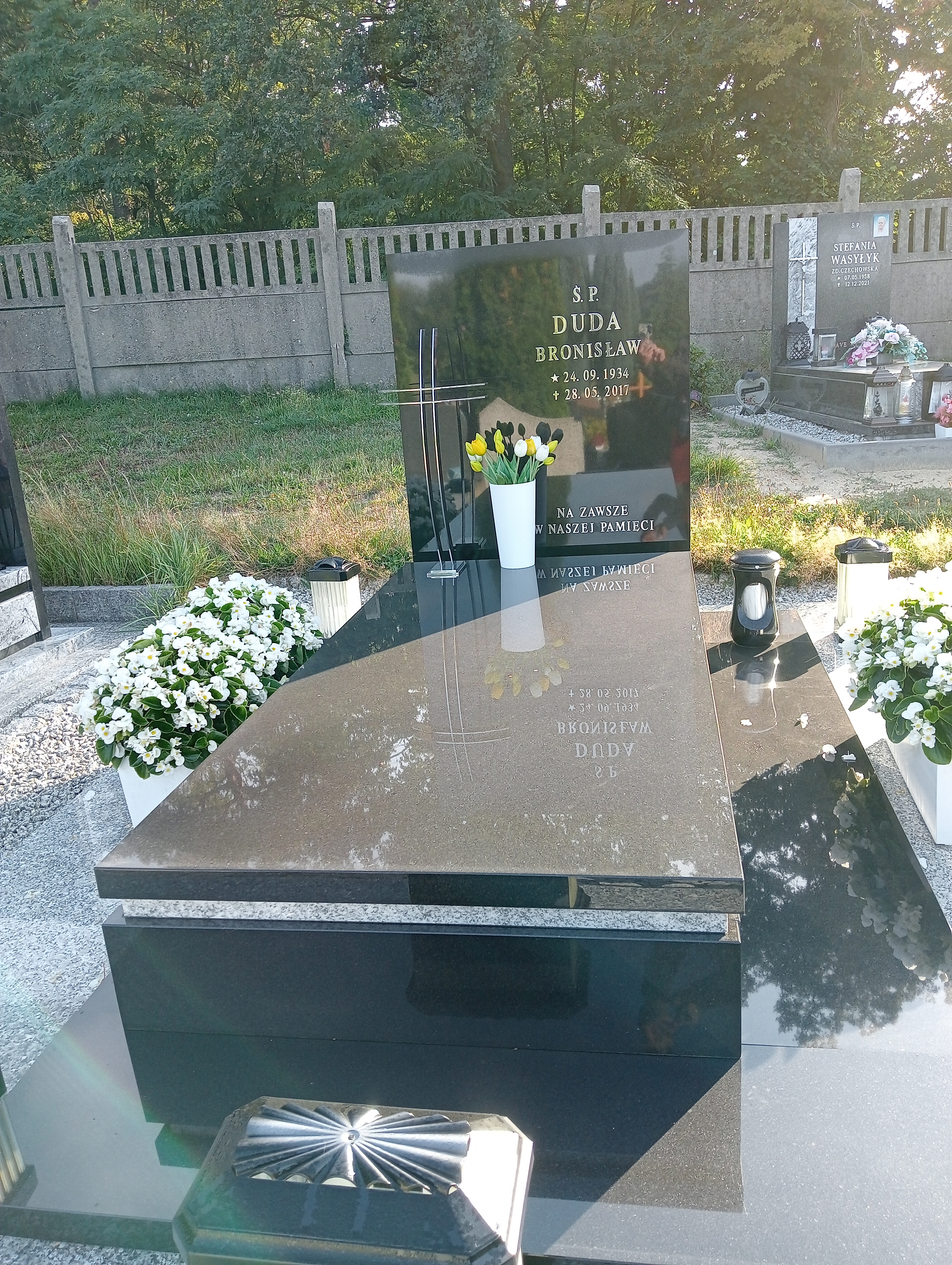 Grób Bronisław Duda